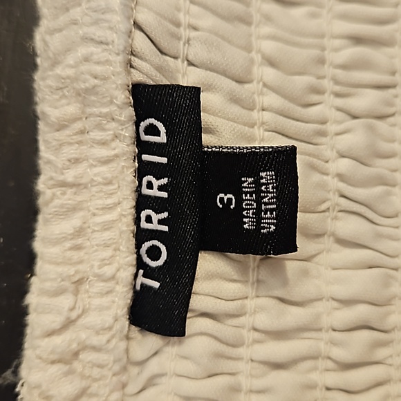 Torrid White Lace Square Neck Crop Top - Picture 5 of 9